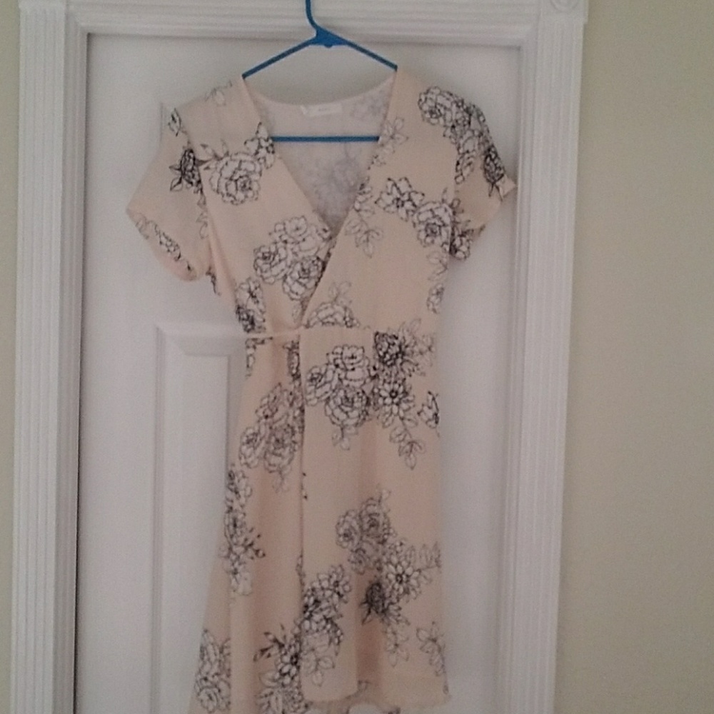 Lush dress xs, never worn